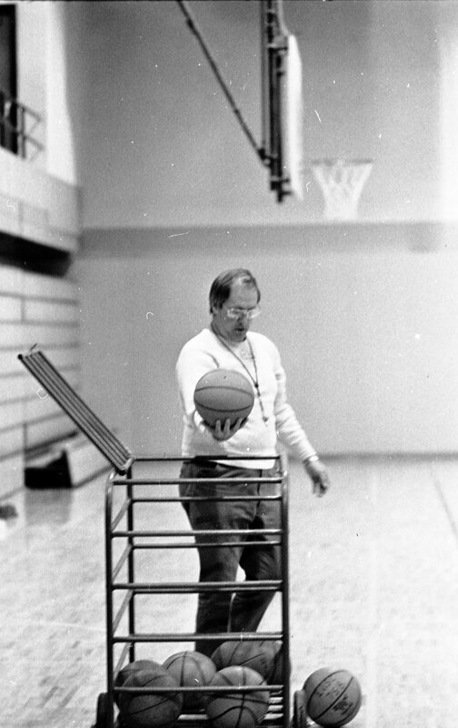 1974 Basketball Practice 05