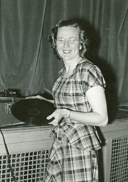 1949-50 Employee, Gertrude Knelleken