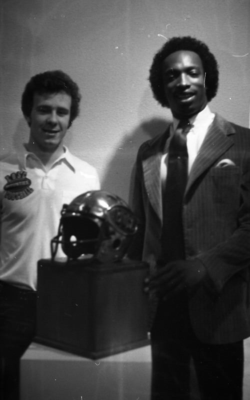 1981 Football Players with Trophy 03