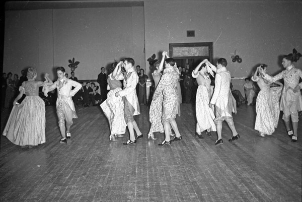 EOCE, Colonial Ball 2