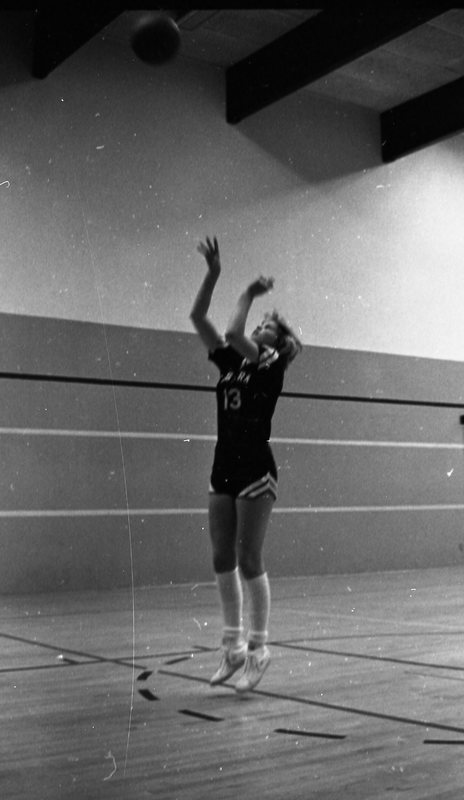 1981 Women's Basketball Action, Practice 06