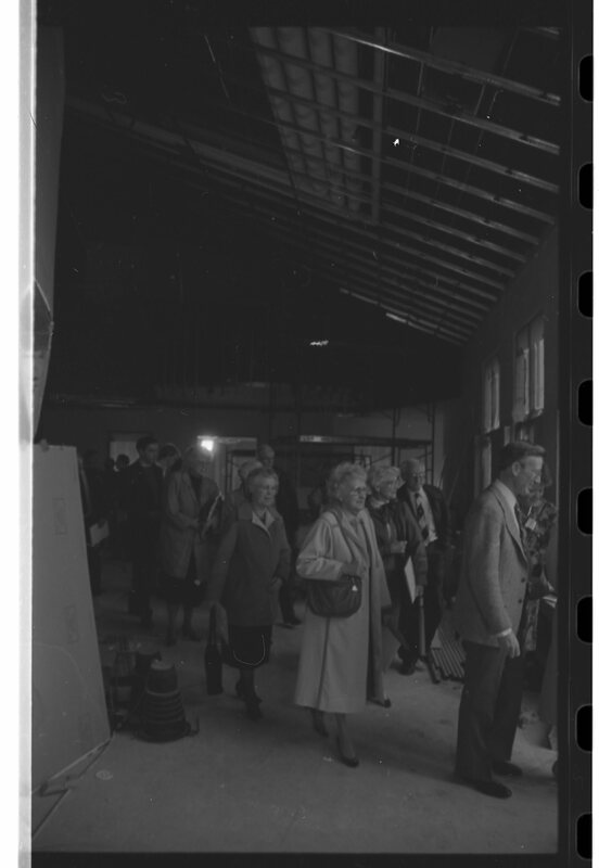 1990 Loso Hall, Tour 26