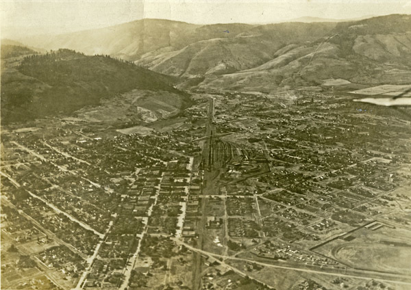 La Grande, Aerial 2