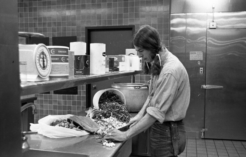 1977 Native American Root Feast, Preparation 26