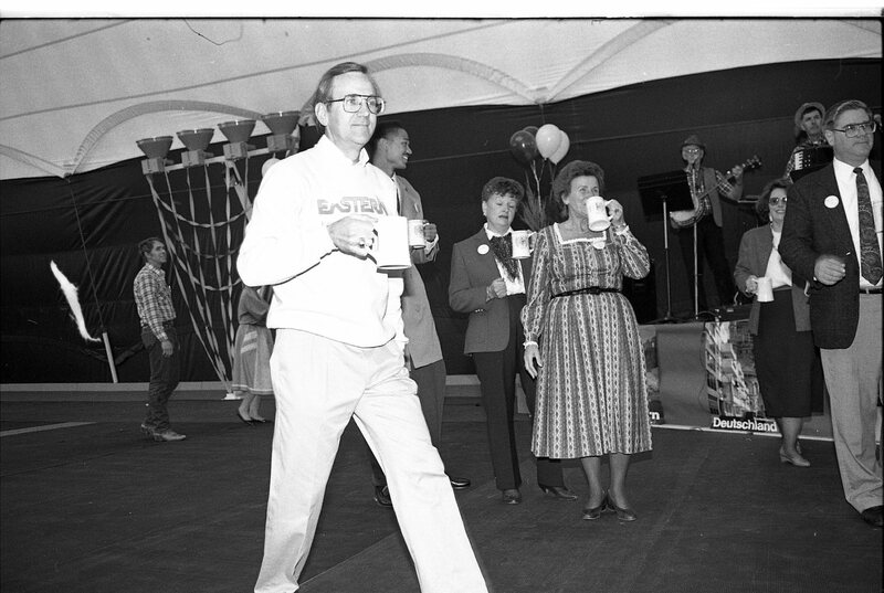 1990 Homecoming Officials 06