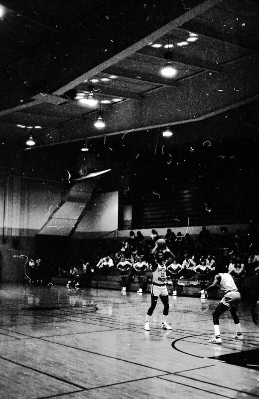 1985 Men's Basketball, EOSC vs. LCSC 03
