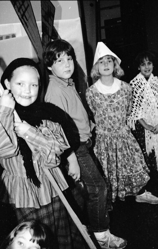 1987 Ackerman Elementary School, Skit 10