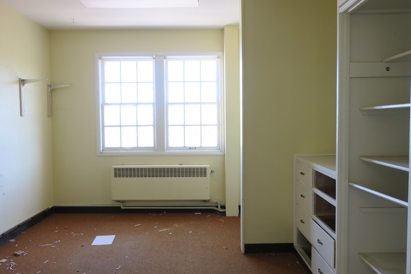 Dorian and Hunt Hall 384