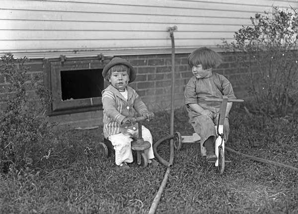Reuter, Bob & Friend 1