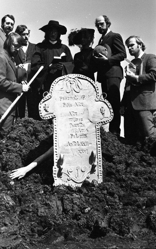 1974 Employees, Mock Funeral 15