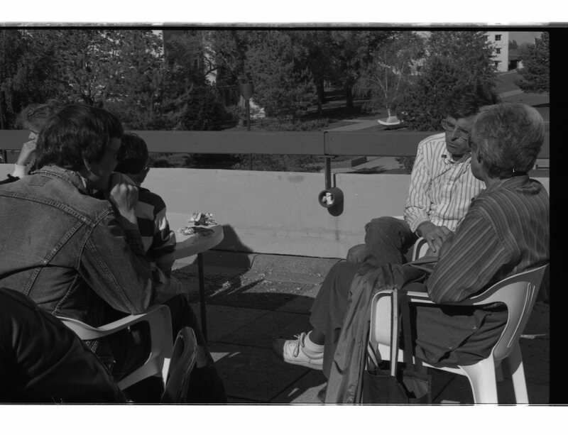 1989 Loso Hall, Tour Refreshments 06