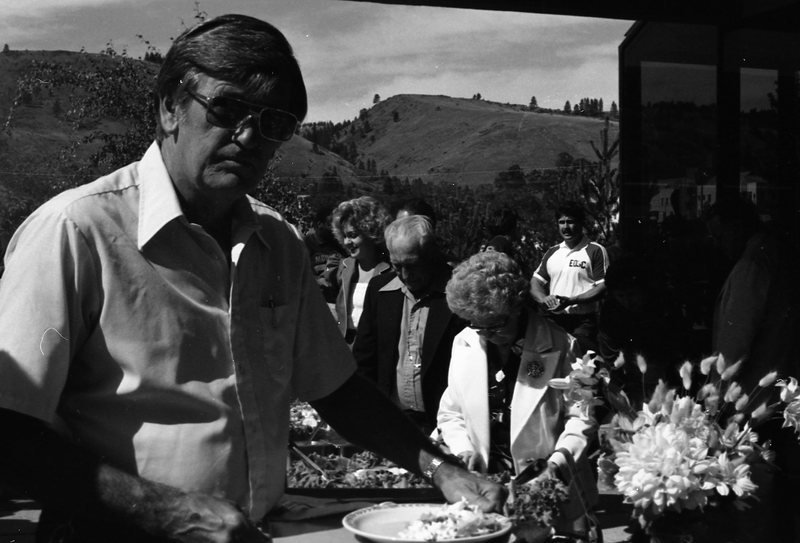 1983 Barbecue 01