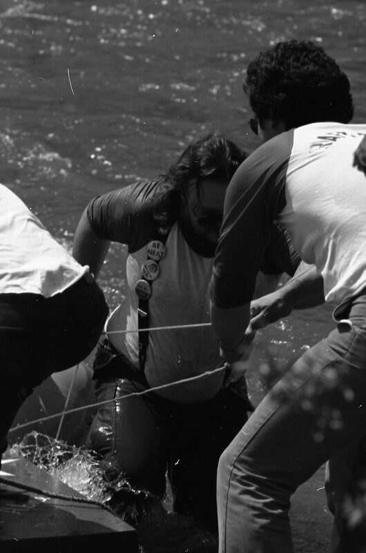 1984 Raft Race, Shore 05