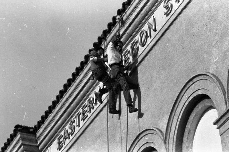 1976 Outdoor Program Rappelling, Changing Signs 17