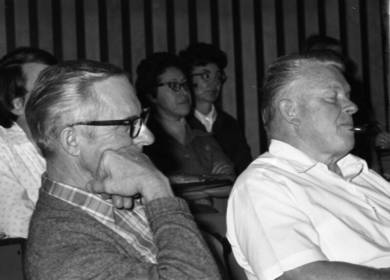 1976 Employees, Classified Staff Meeting 06