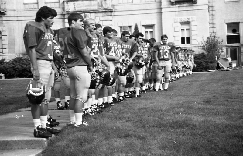 1986 Football Team, Set-up 02