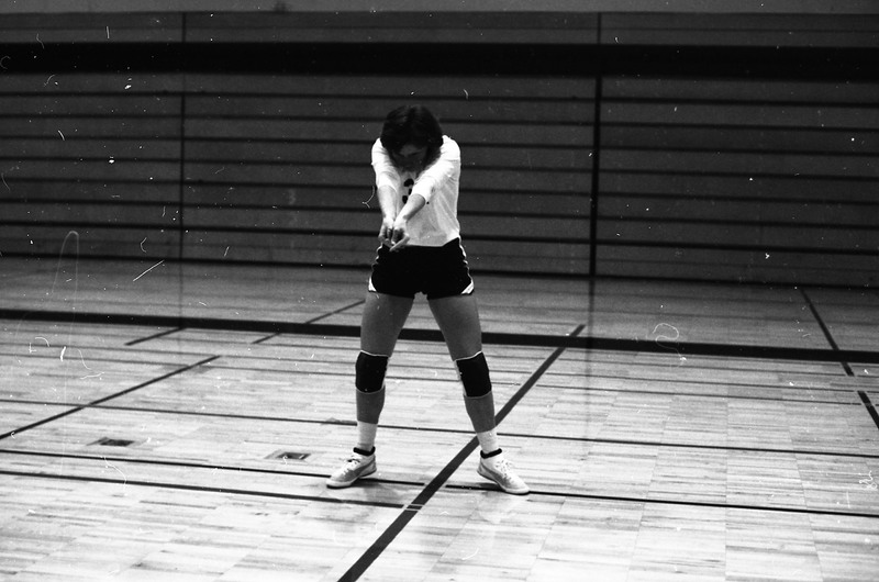1980 Women's Volleyball Players 15