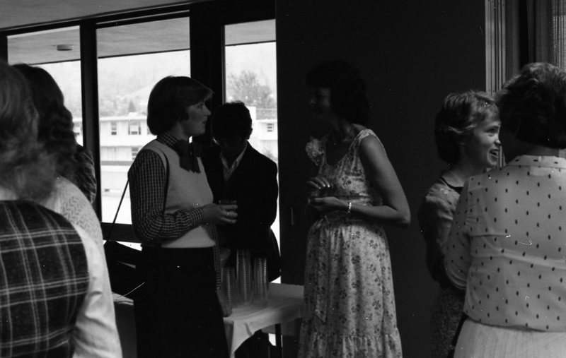 1982 Graduation, Refreshments 11