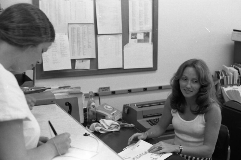 1976 Registrar's Office 05