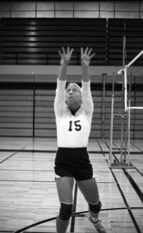 1980 Women's Volleyball Players 16