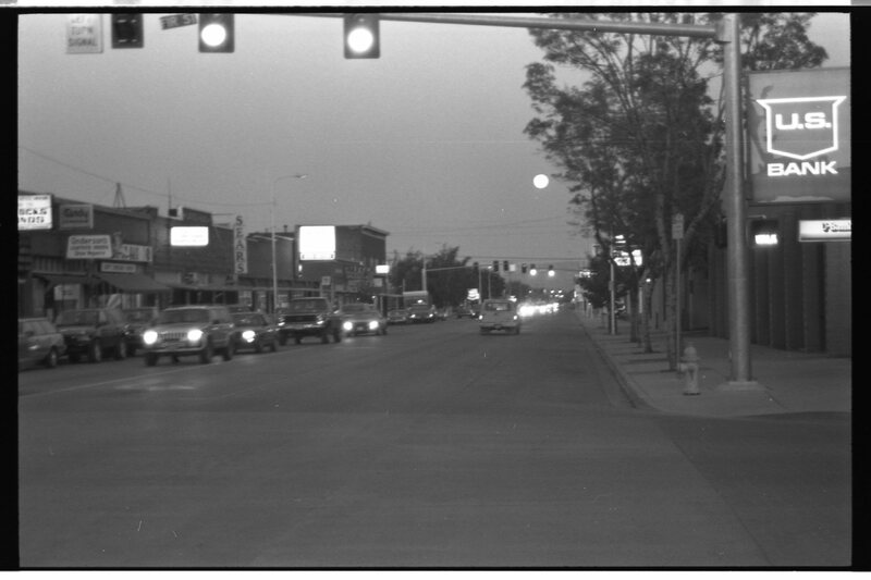 1989 La Grande, Street Scene 03