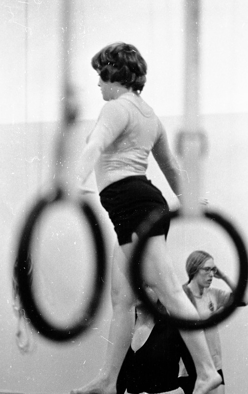 1974 Gymnastics, Balance Beam 01
