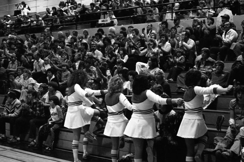 1982 High school Wapiti League Basketball Tournament, Imbler Cheerleaders 01