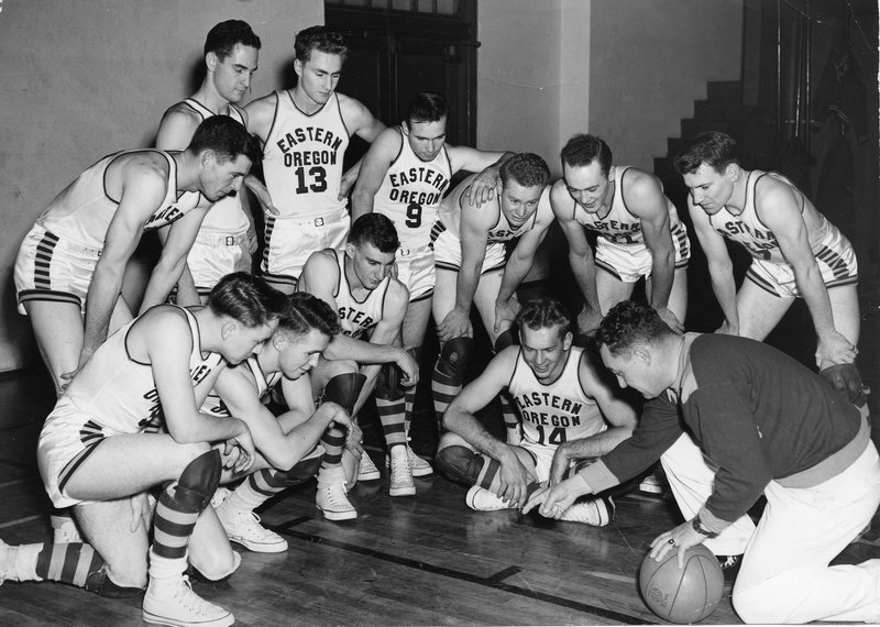 1948-49 Basketball Team 1