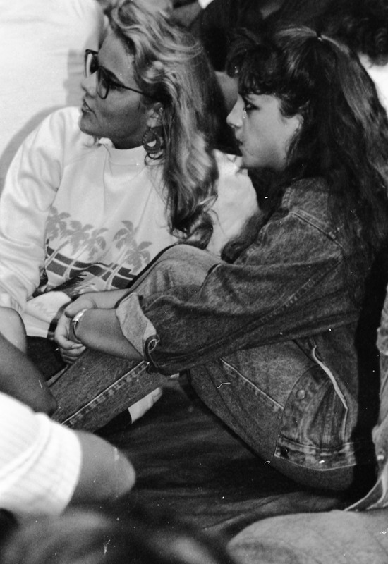 1987 New Student Days, Indoors 06