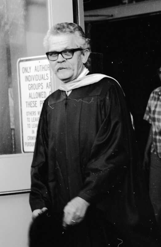 1987 Graduation, Faculty Outdoors 06