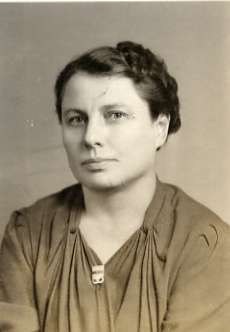 1942 Alumni, Adelaide Orange