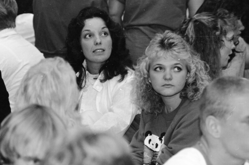 1987 New Student Days, Indoors 20