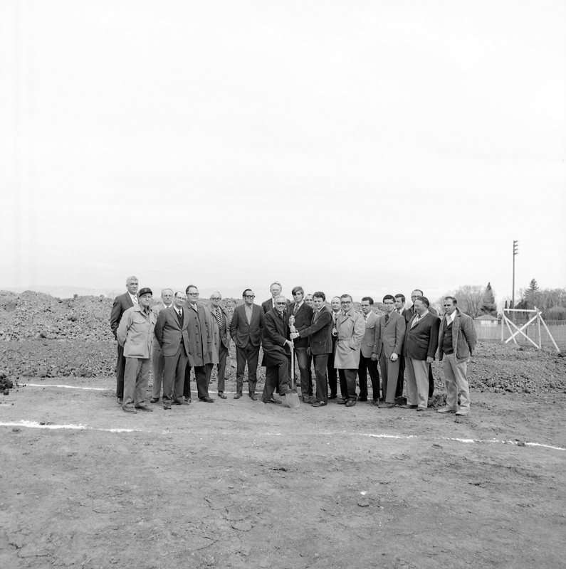 1972 Hoke Hall Ground Breaking 01