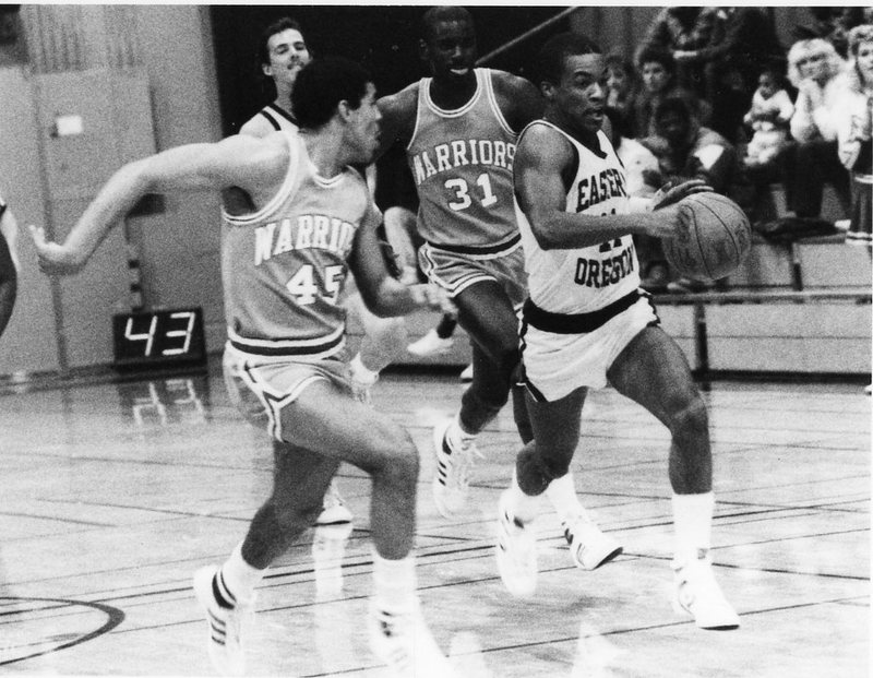 90's Basketball Action 4