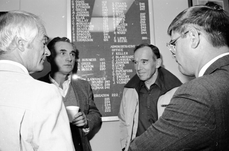 1986 Employees, Reception 12