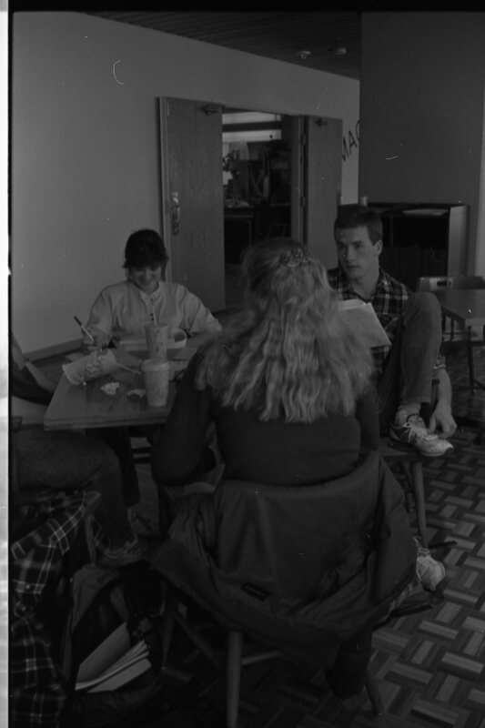 1990 Hoke Hall Cafeteria 08