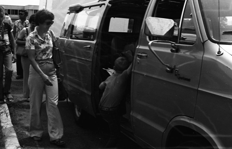 1981 Micronesian Trip, Loading 10