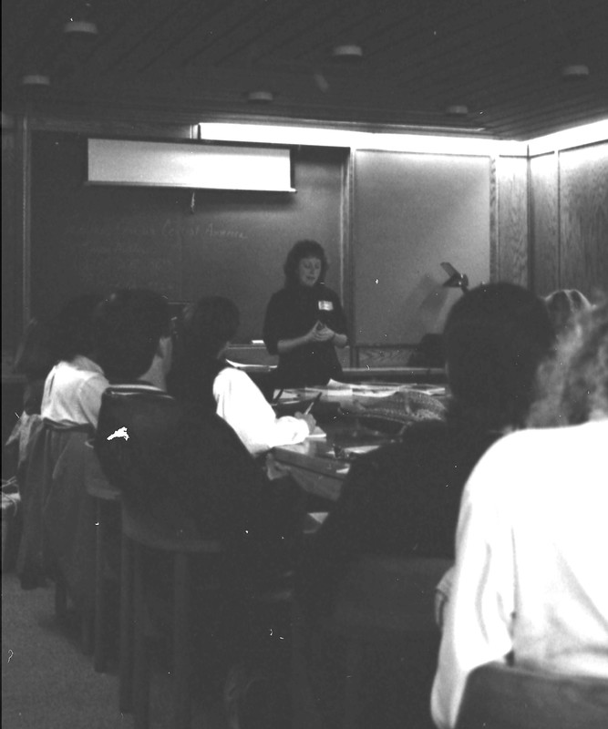 1989 Hoke Hall Classroom 01