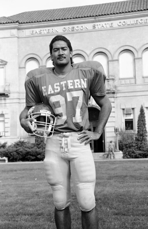 1986 Football Player, Portraits 61