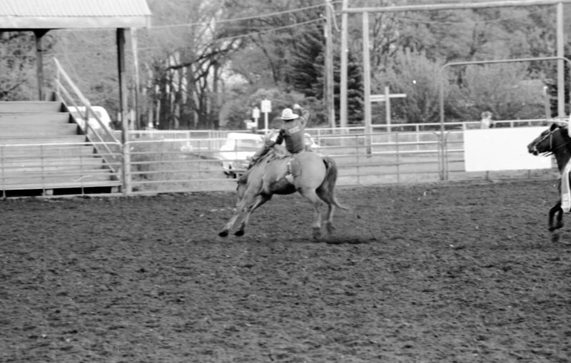 1987 Rodeo, Bronco Riding 07