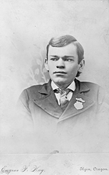 Elgin, Gene Hug