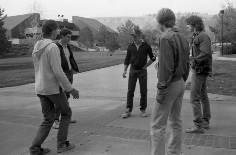 1985 Students, Hacky Sack 03