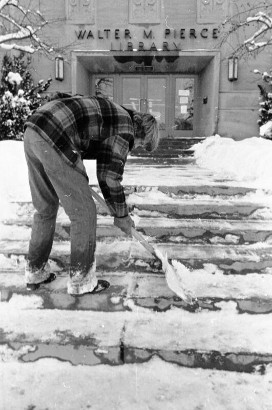 1974 Student, Shoveling Snow 14