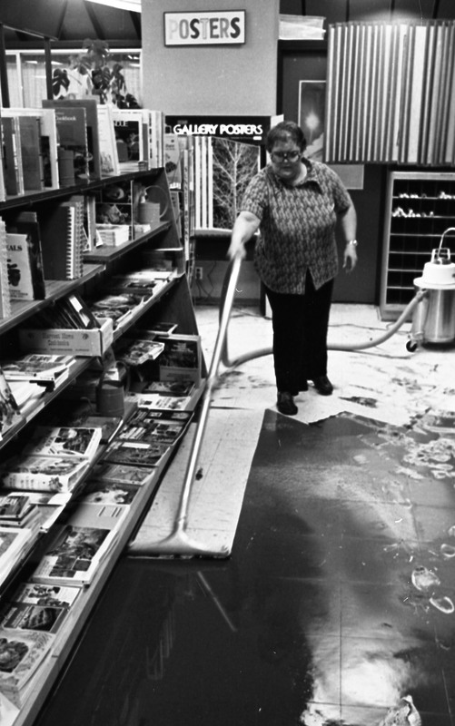 1978 Hoke Hall, Flood Bookstore Cleanup 10