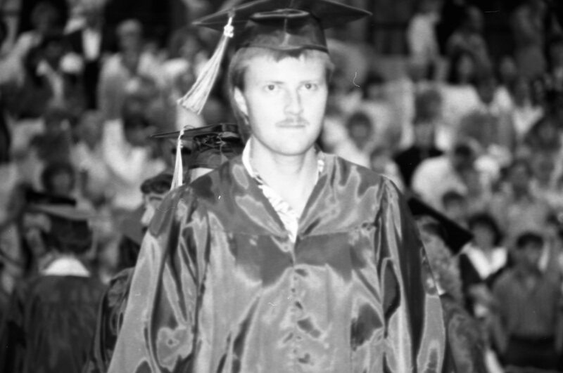 1988 Graduation, Graduates Walk 05