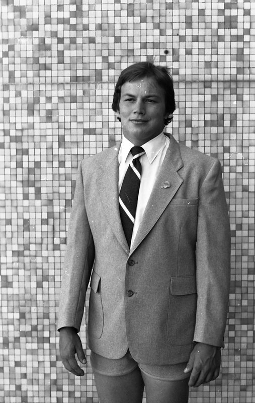1982 Football Player, Portraits 081