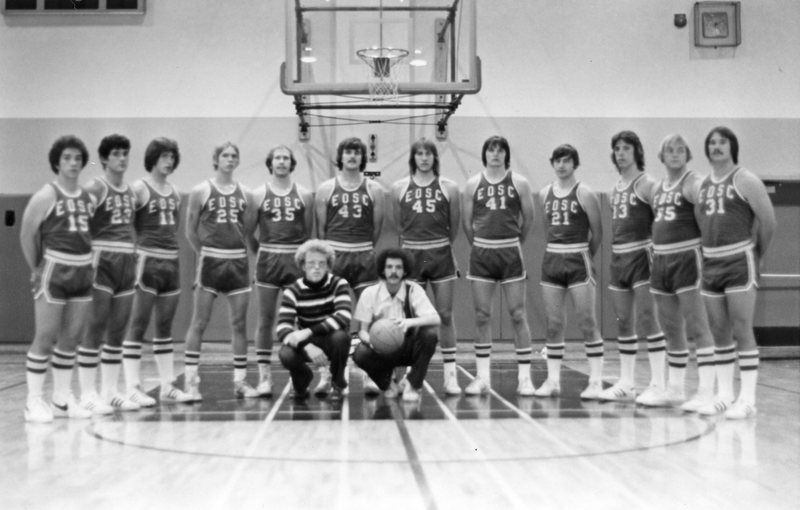 1977 Basketball Team