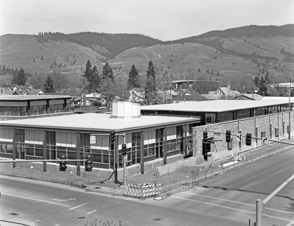 La Grande Library, New 3