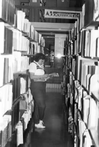 1989 Walter M. Pierce Library, Usage 01