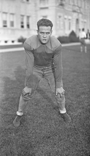 EONS, Football Player 33